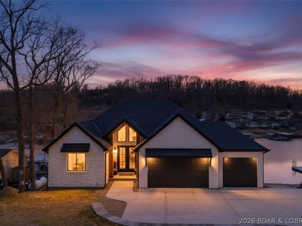 429 Sparkling Water Circle, Sunrise Beach, MO 65079