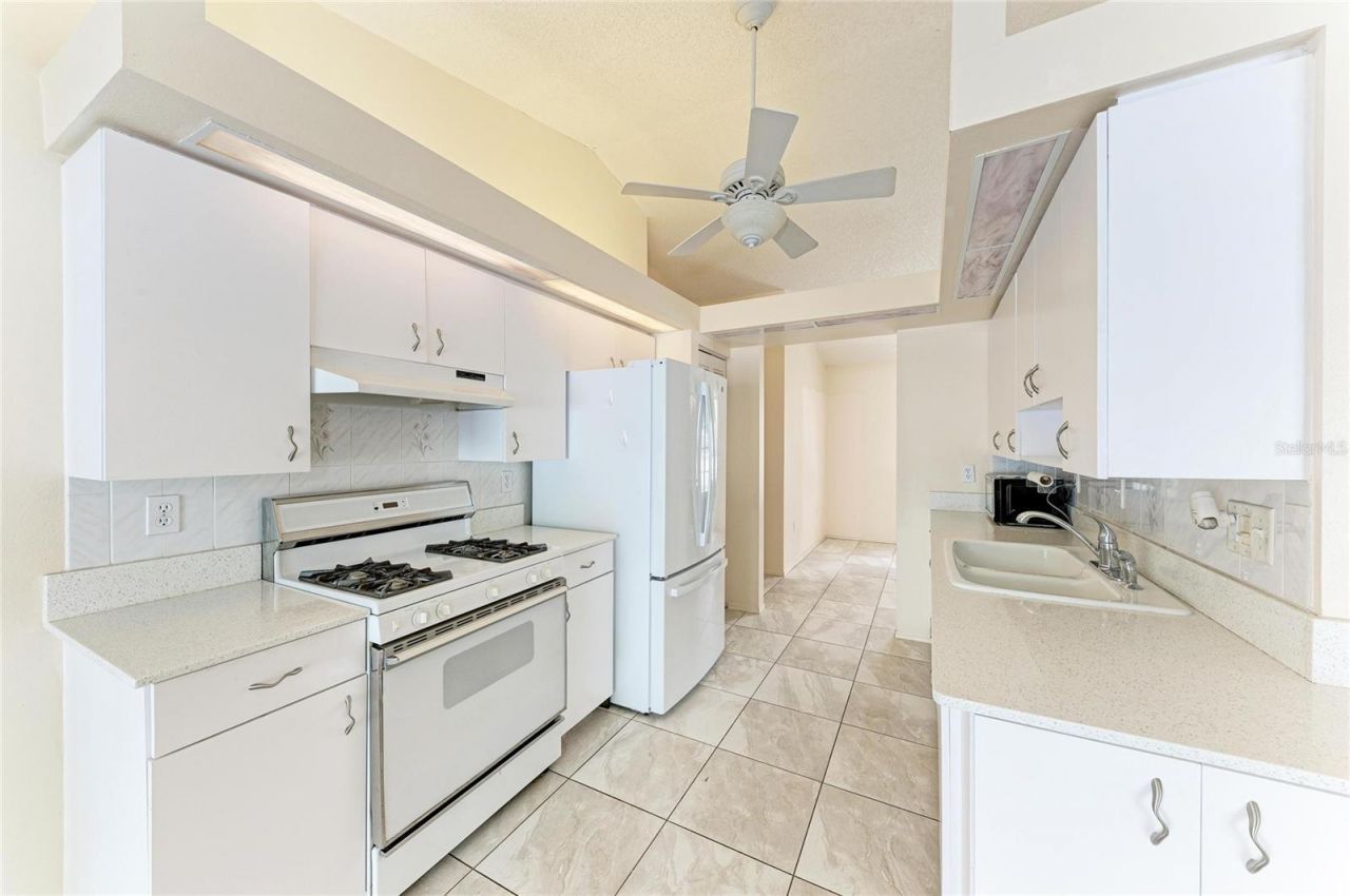 4916 32nd Avenue Drive W, Bradenton, FL 34209 Photo