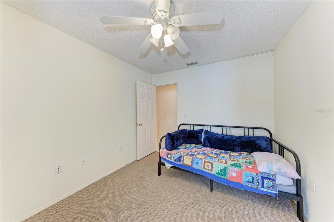 4916 32nd Avenue Drive W, Bradenton, FL 34209 Photo