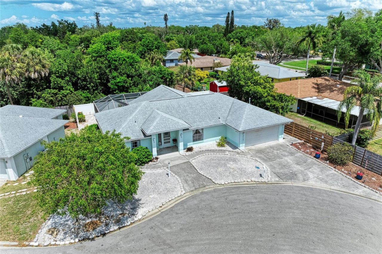 4916 32nd Avenue Drive W, Bradenton, FL 34209 Photo