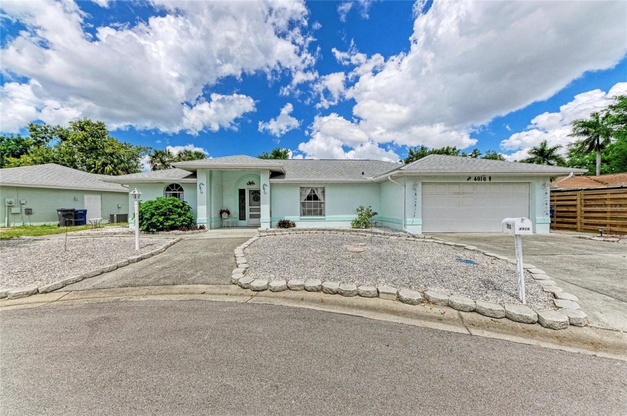 4916 32nd Avenue Drive W, Bradenton, FL 34209 Photo