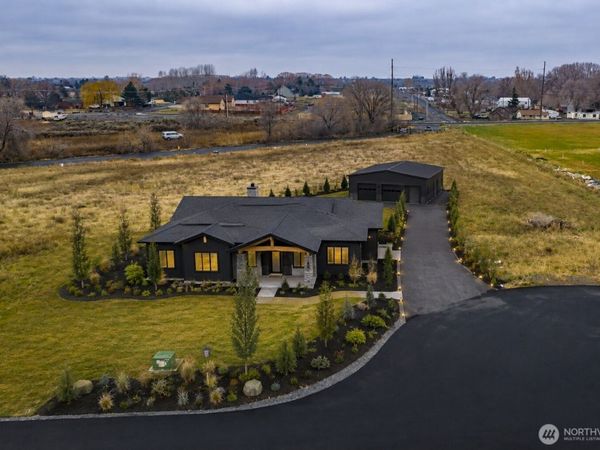 8 Valley Road NE, Unit 8, Moses Lake, WA 98837