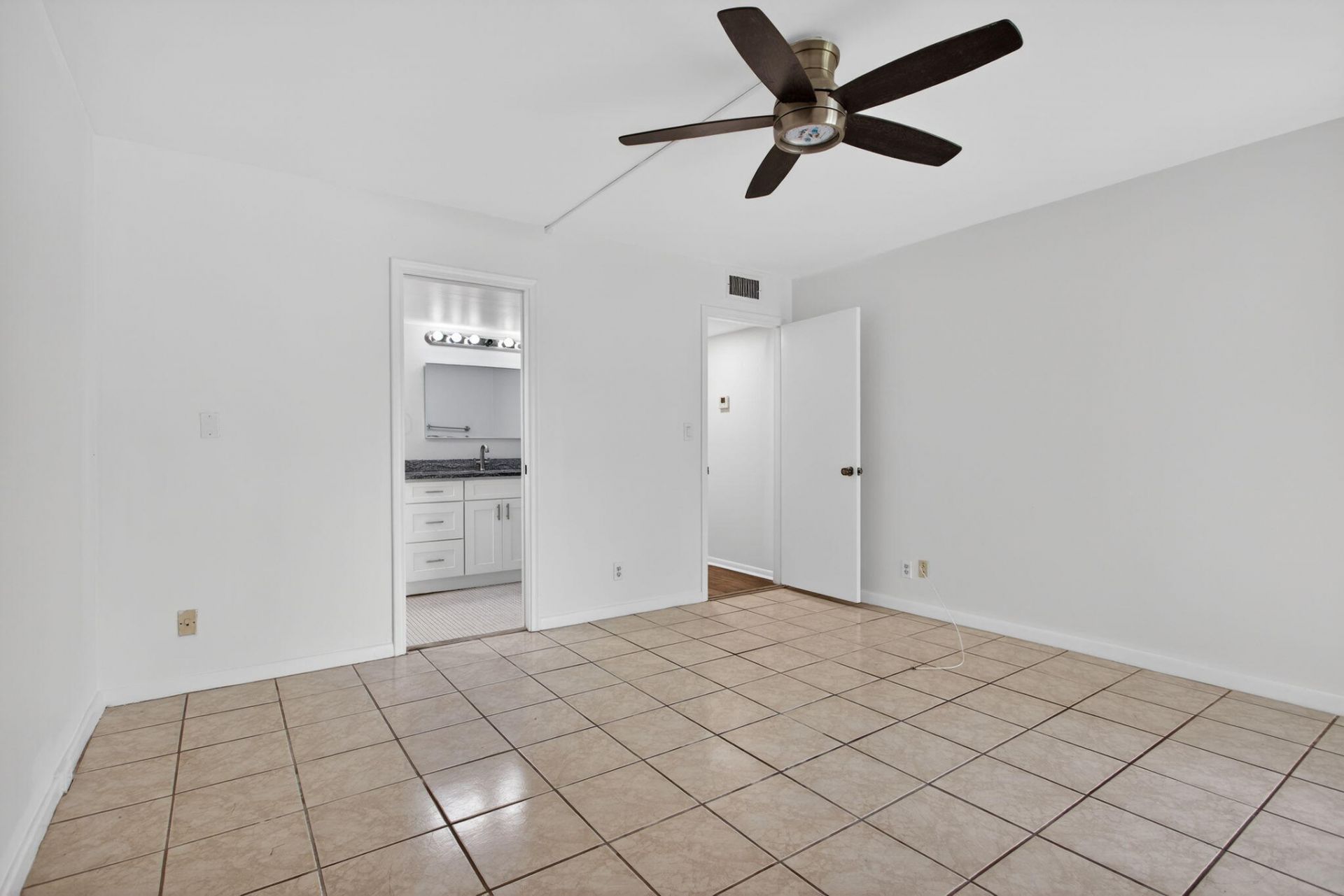 3203 Portofino Point, Unit M1, Coconut Creek, FL 33066 Photo