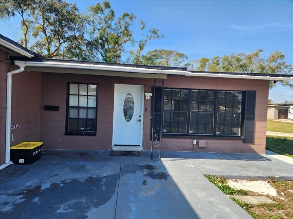 4504 N LINCOLN AVENUE , TAMPA, FL 33614
