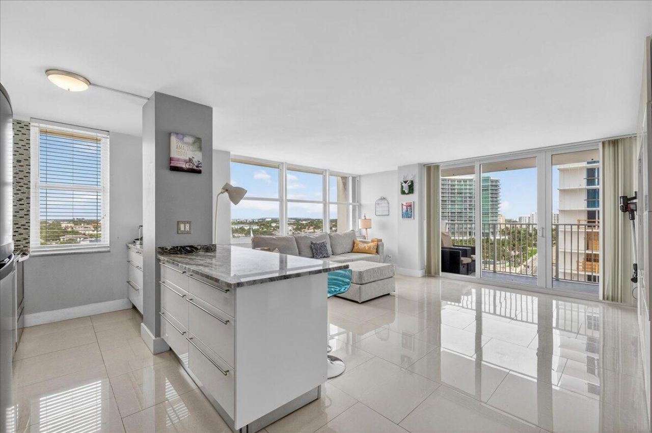 111 Briny Avenue, Unit 1011, Pompano Beach, FL 33062 Photo
