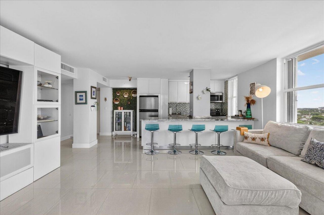 111 Briny Avenue, Unit 1011, Pompano Beach, FL 33062 Photo