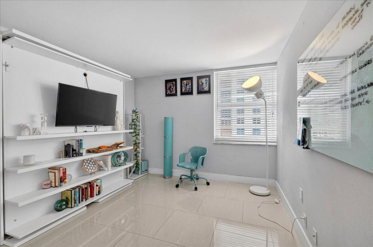 111 Briny Avenue, Unit 1011, Pompano Beach, FL 33062 Photo