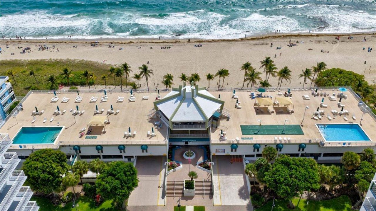 111 Briny Avenue, Unit 1011, Pompano Beach, FL 33062 Photo