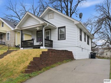 2922 N 49th Street , Omaha, NE 68104