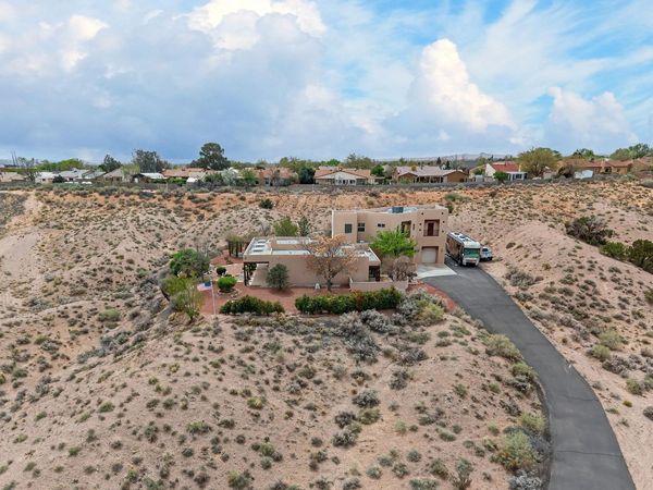 2500 Abrazo Road NE, Rio Rancho, NM 87124