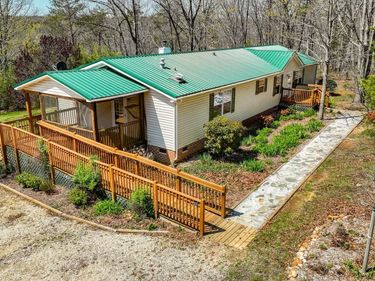 384 McNeish Lane, Gladstone, VA 24553