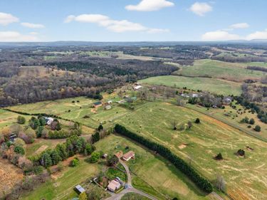 1131 Pauley Place, Bedford, VA 24523