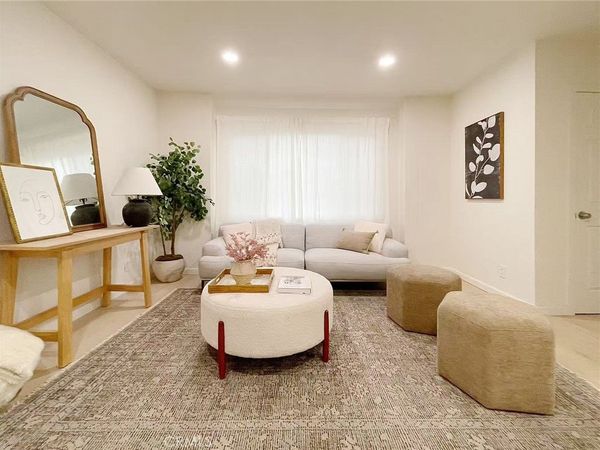 877 W Edna, Covina, CA 91722