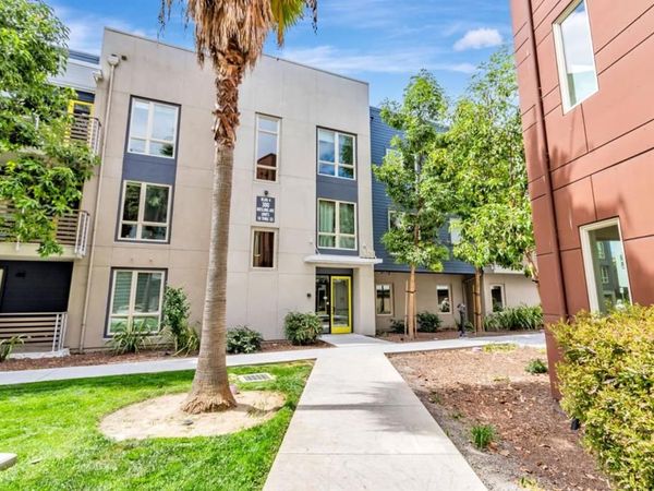 380 Riesling Avenue, Unit 21, Milpitas, CA 95035