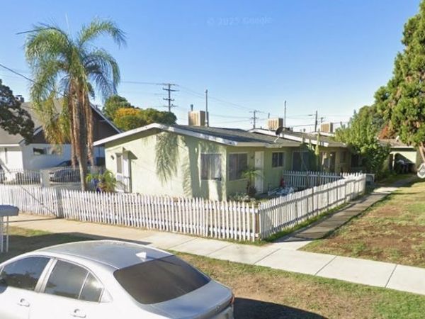 106 N Date, Rialto, CA 92376