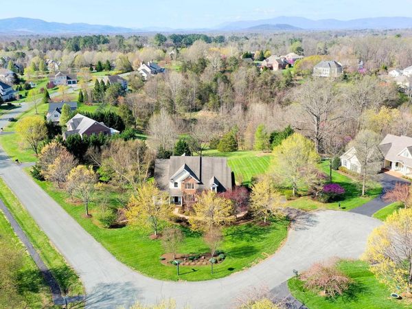 820 CARLYLE PL, Charlottesville, VA 22903