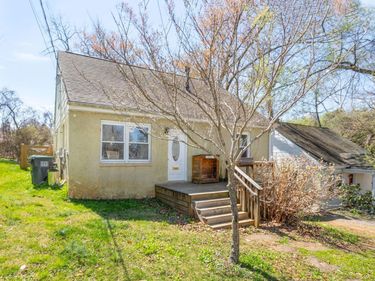 502 DRUID AVE, Charlottesville, VA 22902