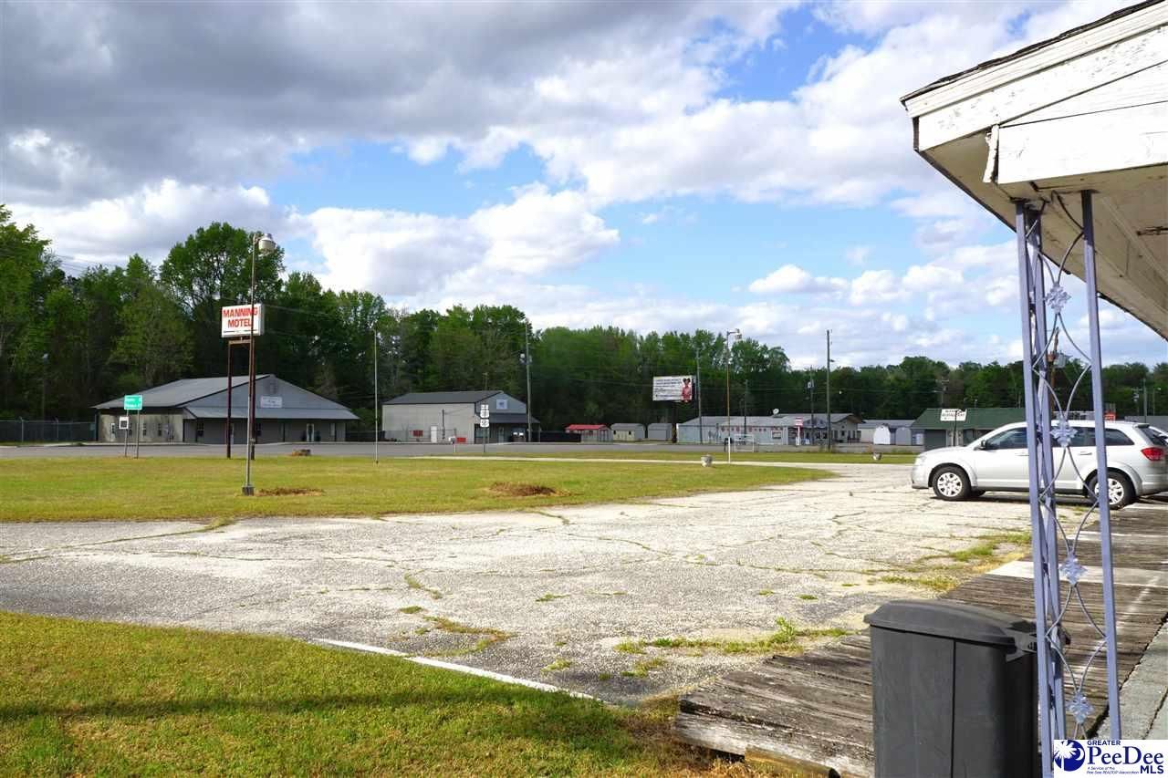 466 N Brooks St Photo 11