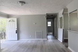 113 Rogers Street photo 4