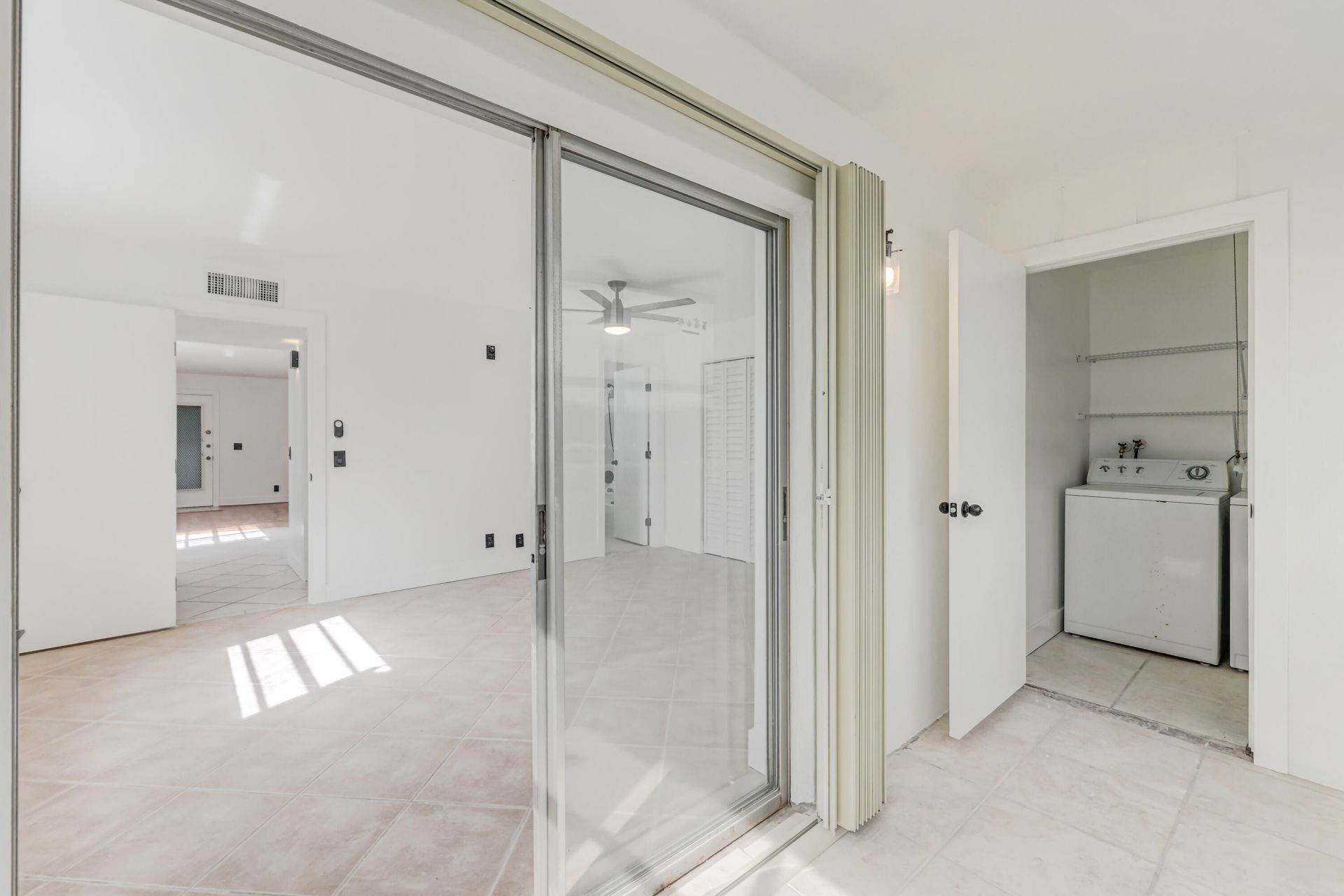 560 Capri, Delray Beach, FL 33484 Photo