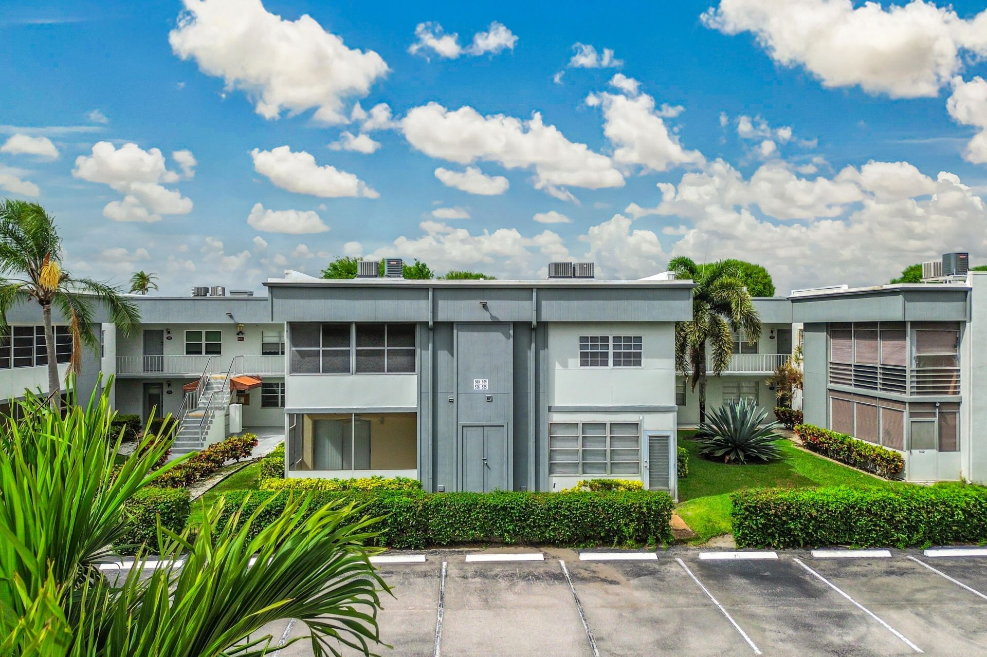 560 Capri, Delray Beach, FL 33484 Photo