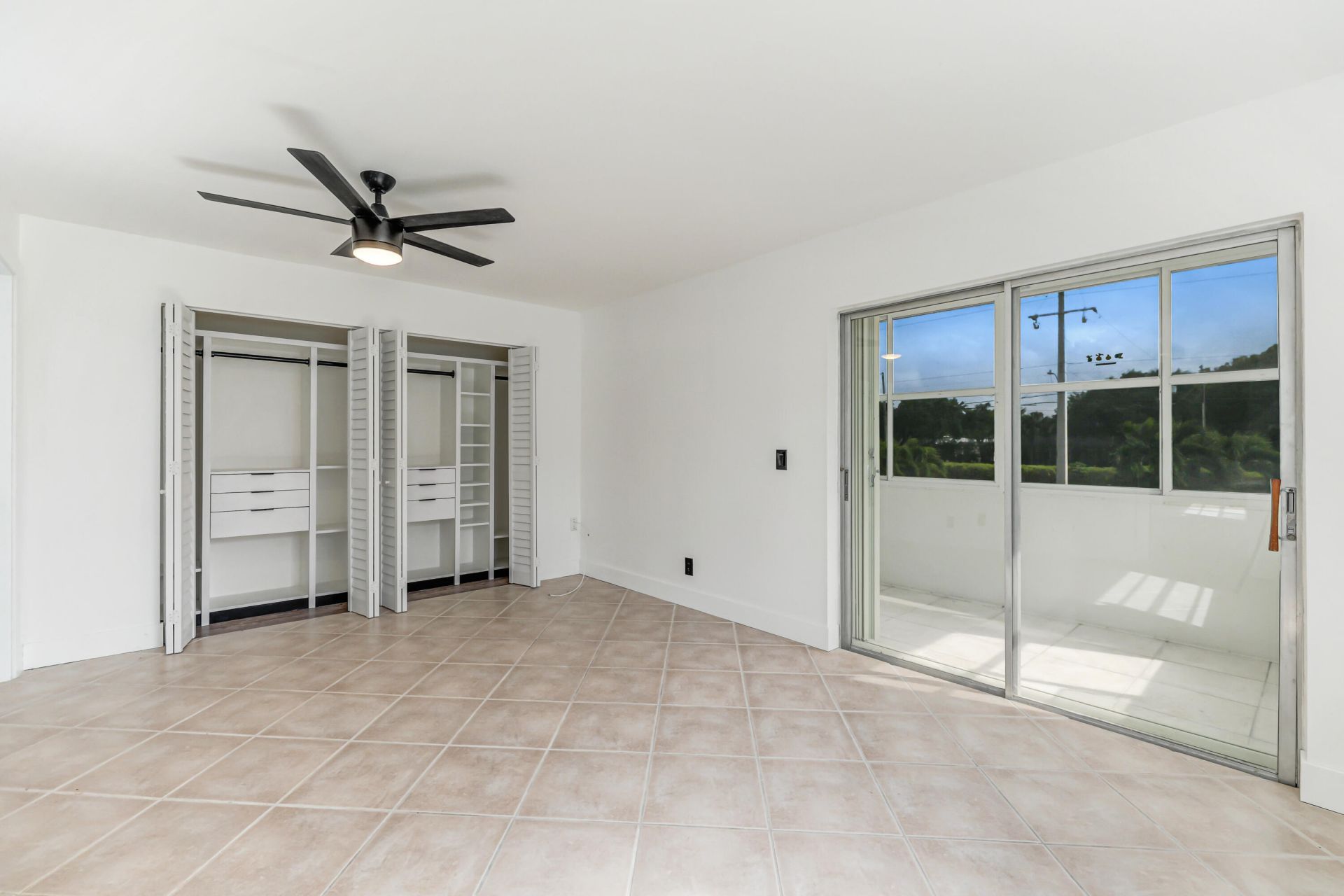 560 Capri, Delray Beach, FL 33484 Photo