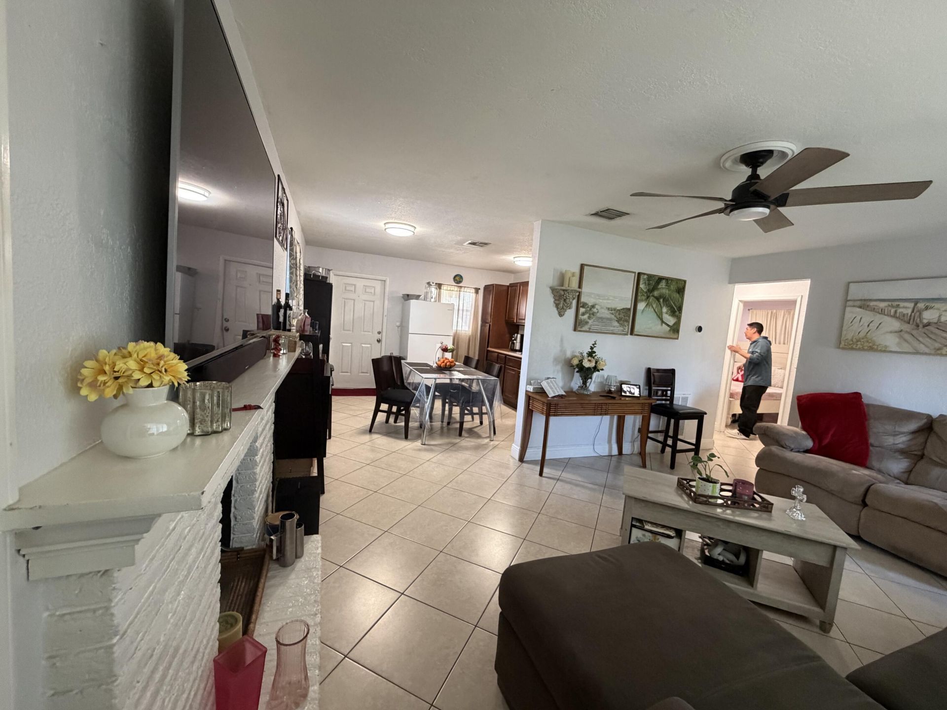 729 Cherry Road, West Palm Beach, FL 33409 Photo