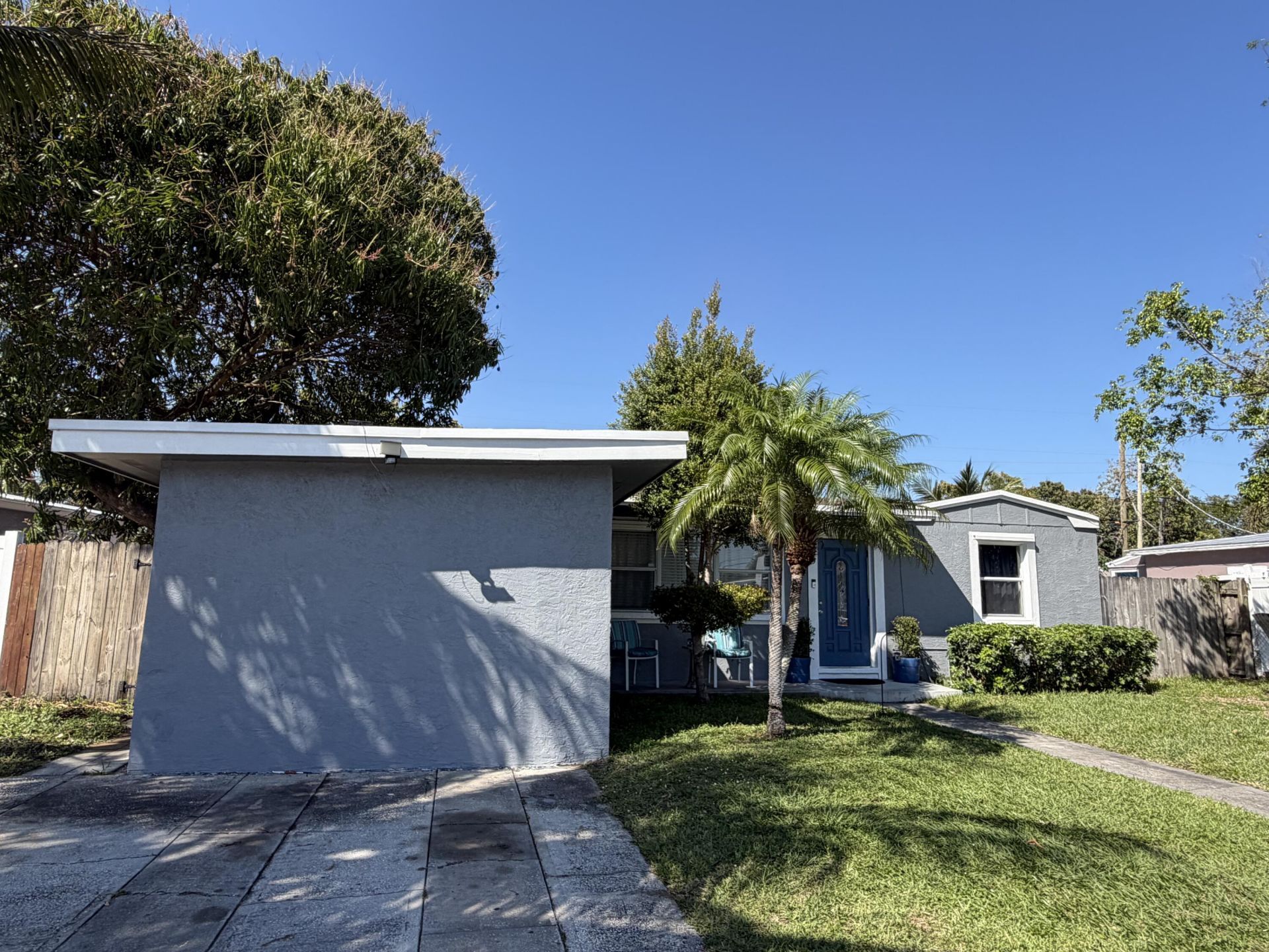 729 Cherry Road, West Palm Beach, FL 33409 Photo