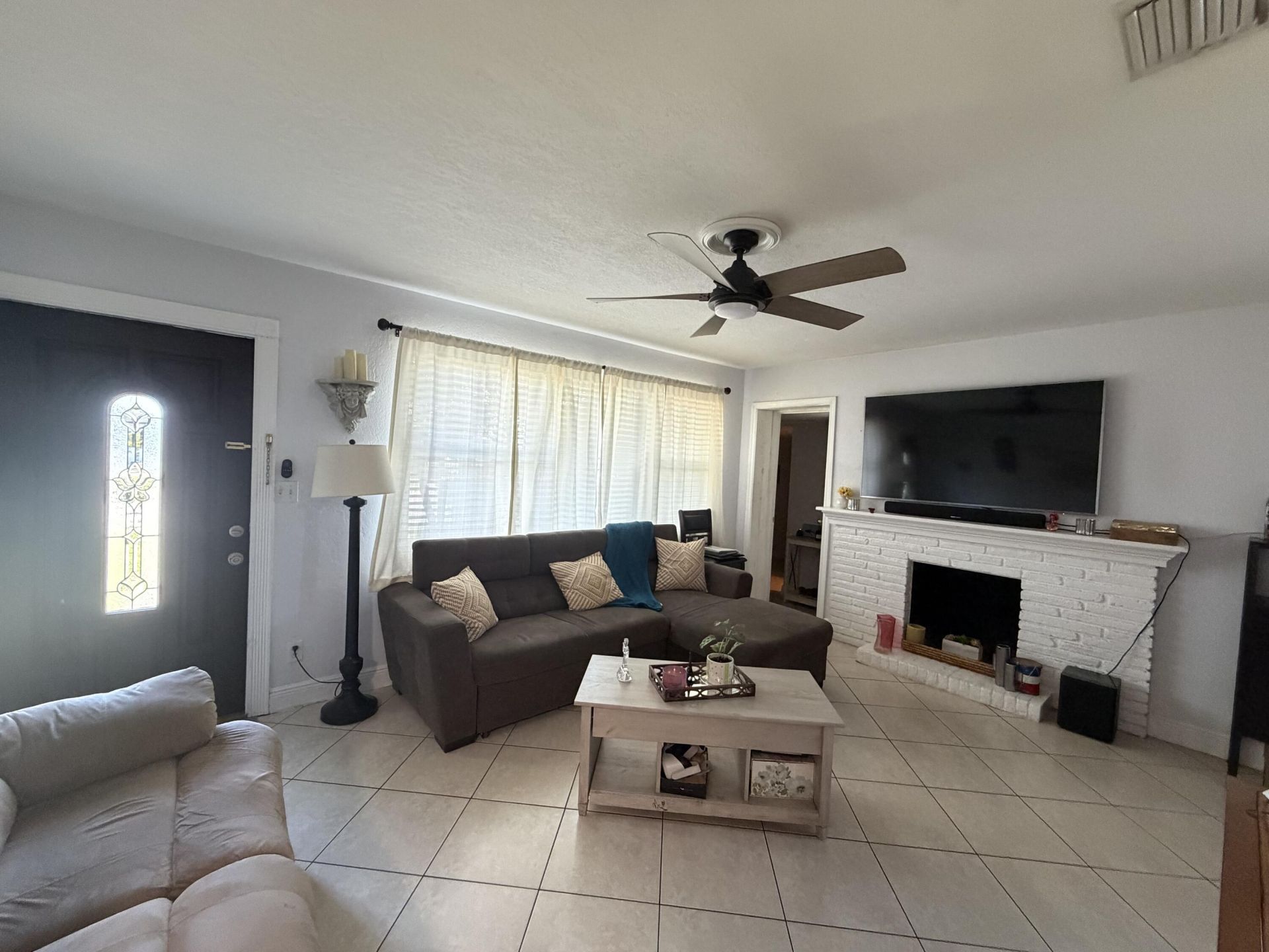 729 Cherry Road, West Palm Beach, FL 33409 Photo