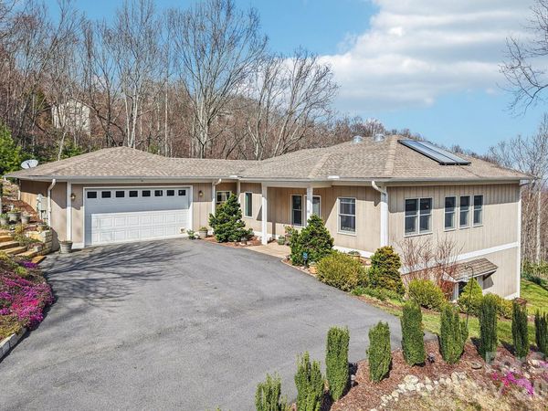 14 Chandra Lane , Clyde, NC 28721