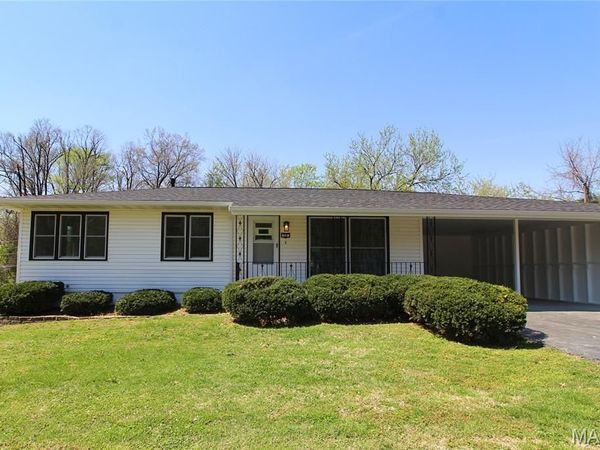 29 Venus Drive, Belleville, IL 62226