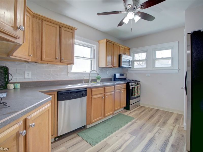 3874 W 137th Street, Cleveland, OH 44111 Photo 13