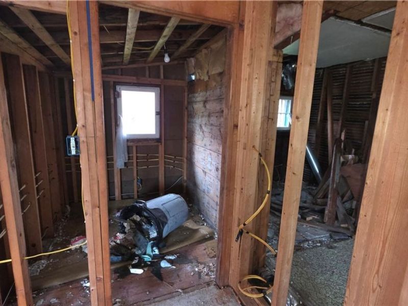 317 1/2 Fourth Street, Marietta, OH 45750 Photo 14