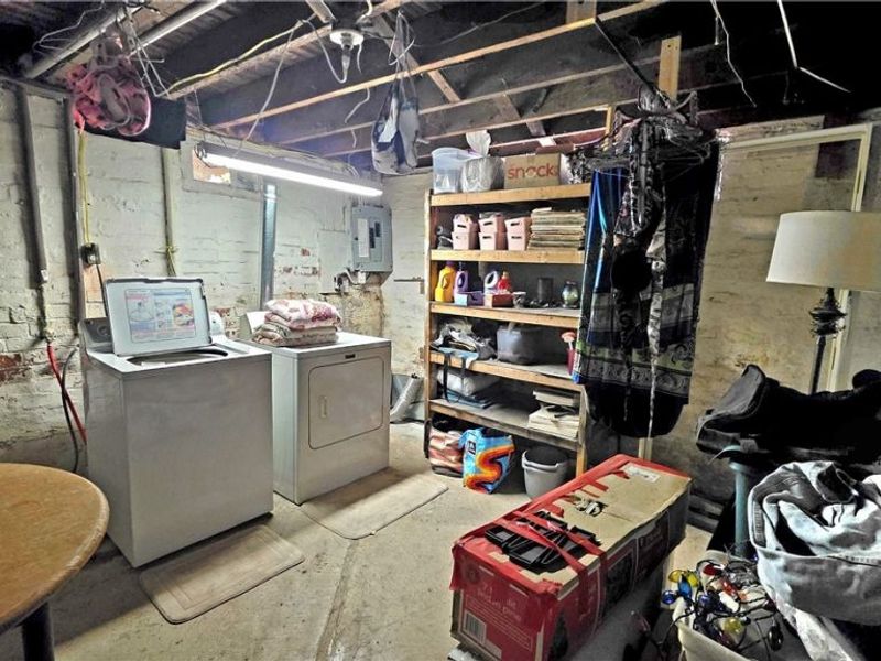 100 W Spring Street, Marietta, OH 45750 Photo 13