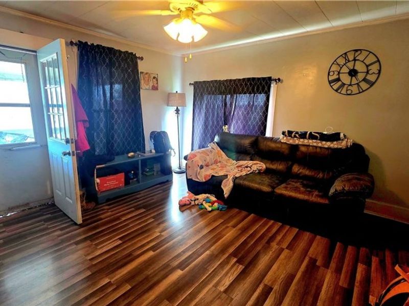 100 W Spring Street, Marietta, OH 45750 Photo 7