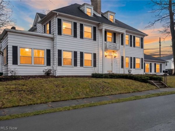 28 Jennette Drive, Youngstown, OH 44512