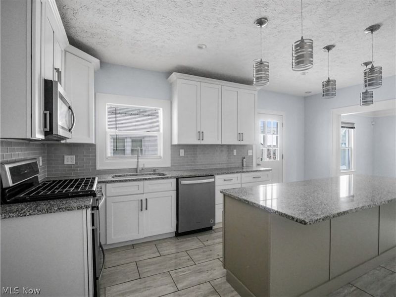 28 Jennette Drive, Youngstown, OH 44512 Photo 4