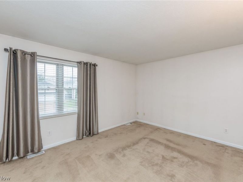 9546 Cyprus Lane , Olmsted Falls, OH 44138 Photo 18