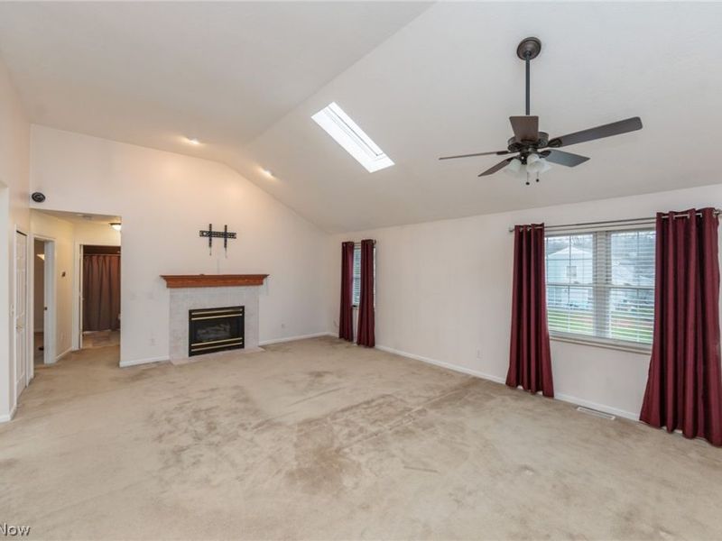 9546 Cyprus Lane , Olmsted Falls, OH 44138 Photo 4