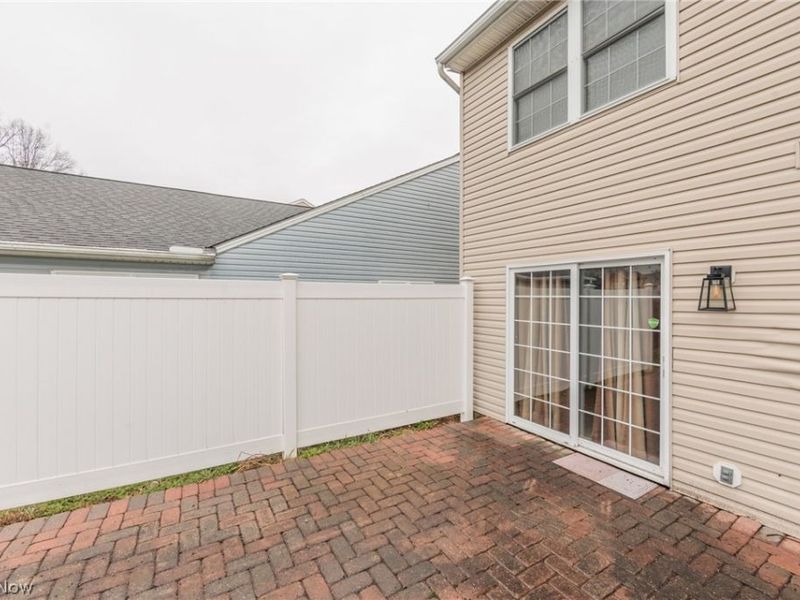 9546 Cyprus Lane , Olmsted Falls, OH 44138 Photo 41