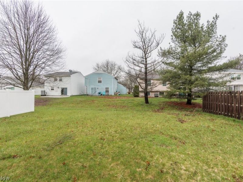 9546 Cyprus Lane , Olmsted Falls, OH 44138 Photo 43