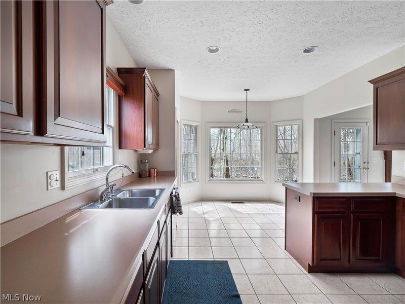 4272 Lake Harbour Way , Avon, OH 44011 Photo 10