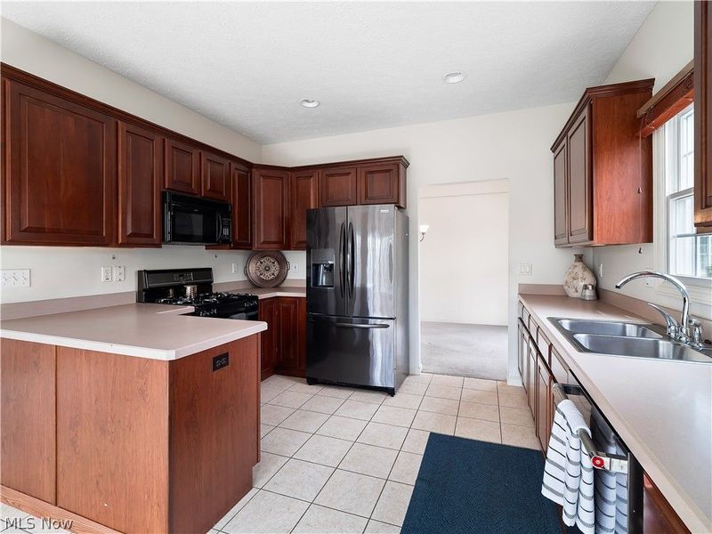 4272 Lake Harbour Way , Avon, OH 44011 Photo 13