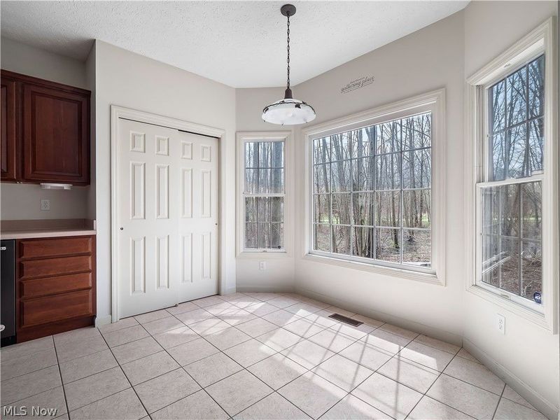 4272 Lake Harbour Way , Avon, OH 44011 Photo 15