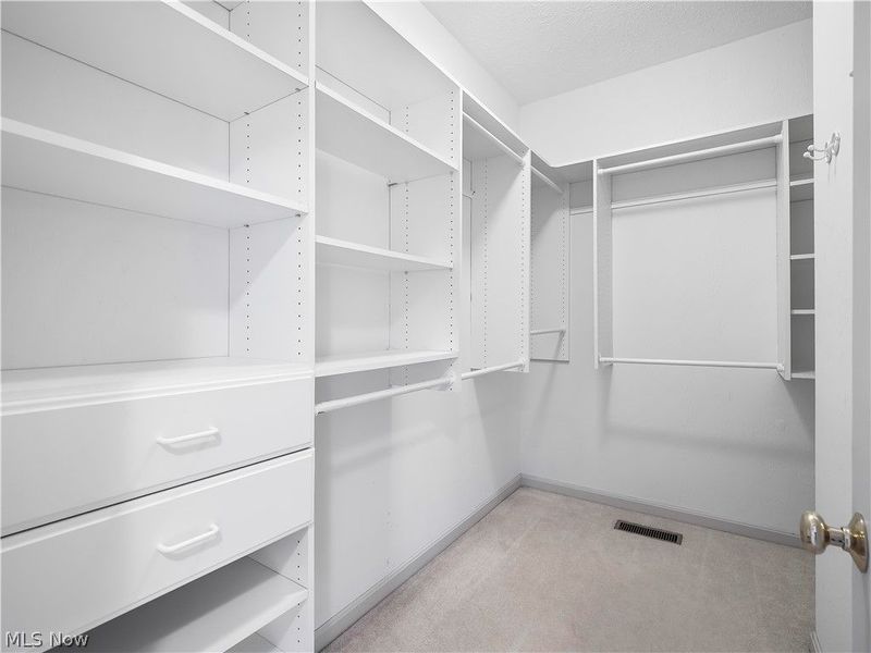 4272 Lake Harbour Way , Avon, OH 44011 Photo 24