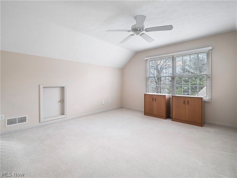 4272 Lake Harbour Way , Avon, OH 44011 Photo 29