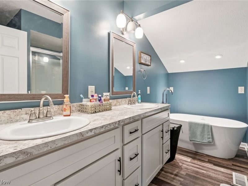 5413 Pebble Creek Lane , Painesville Township, OH 44077 Photo 23