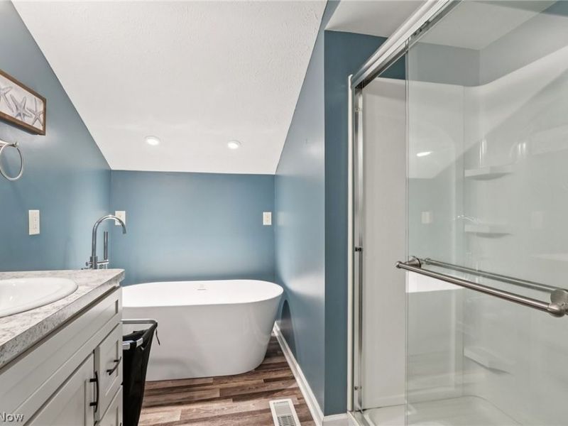 5413 Pebble Creek Lane , Painesville Township, OH 44077 Photo 24