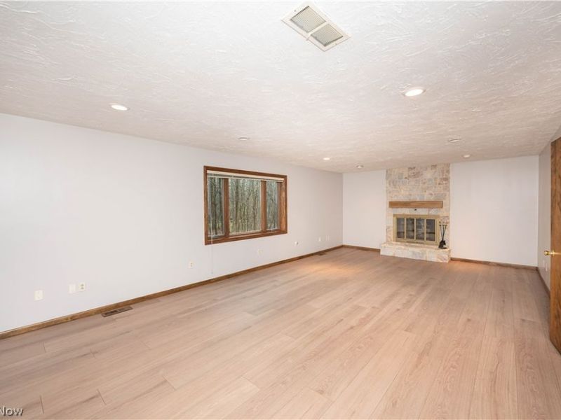 11765 Sherwood Trail, Chesterland, OH 44026 Photo 18