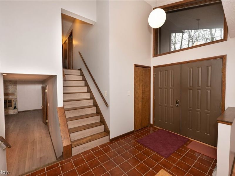 11765 Sherwood Trail, Chesterland, OH 44026 Photo 3